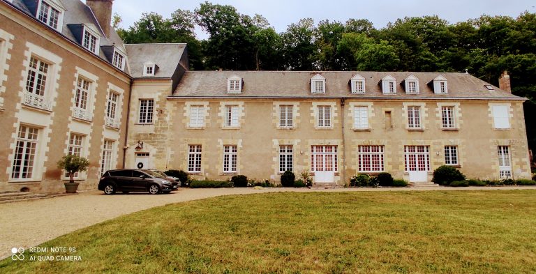 Le Château de SaintOuenLesVignes Mairie de SaintOuenlesVignes